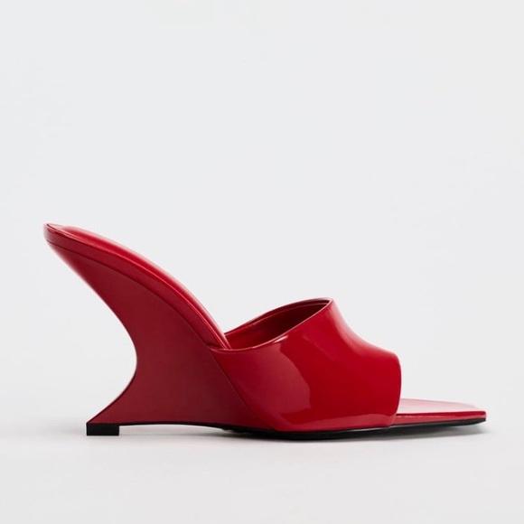 Zara Faux Patent Leather Wedges New - Picture 2 of 4